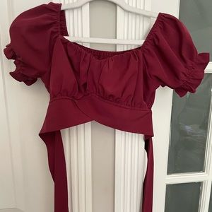 Worn ONCE burgundy Amazon cute top with bow in back